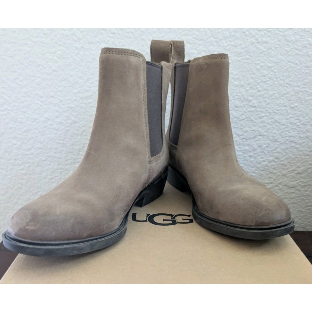 UGG Emmeth Waterproof Suede Chelsea‎ Boots Women's 9 Brown Coffee Grounds